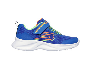 Skechers Dynamatic Swift Tread Sneaker