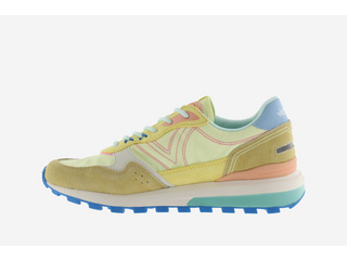 Victoria Luna Sneaker