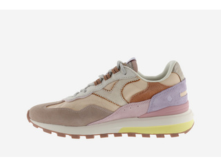 Victoria Luna Sneaker